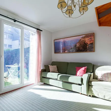 Дом отдыха Maison Cosy Pour 4 Pers, Animaux Admis, Parking, Pres Centre Saint-lary - Fr-1-296-536 *